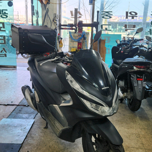 혼다 pcx 125cc 스쿠터 오토바이 이미지