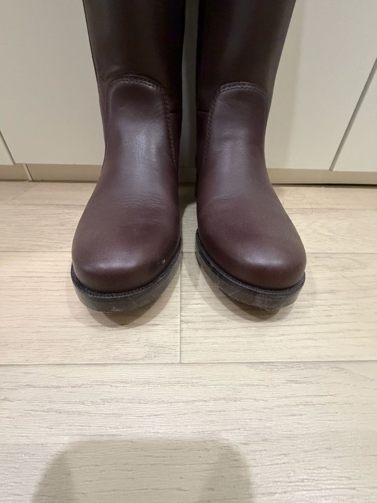 쿠에른 프라하 10 롱부츠 에스프레소 235 덤 앵클부츠 이미지