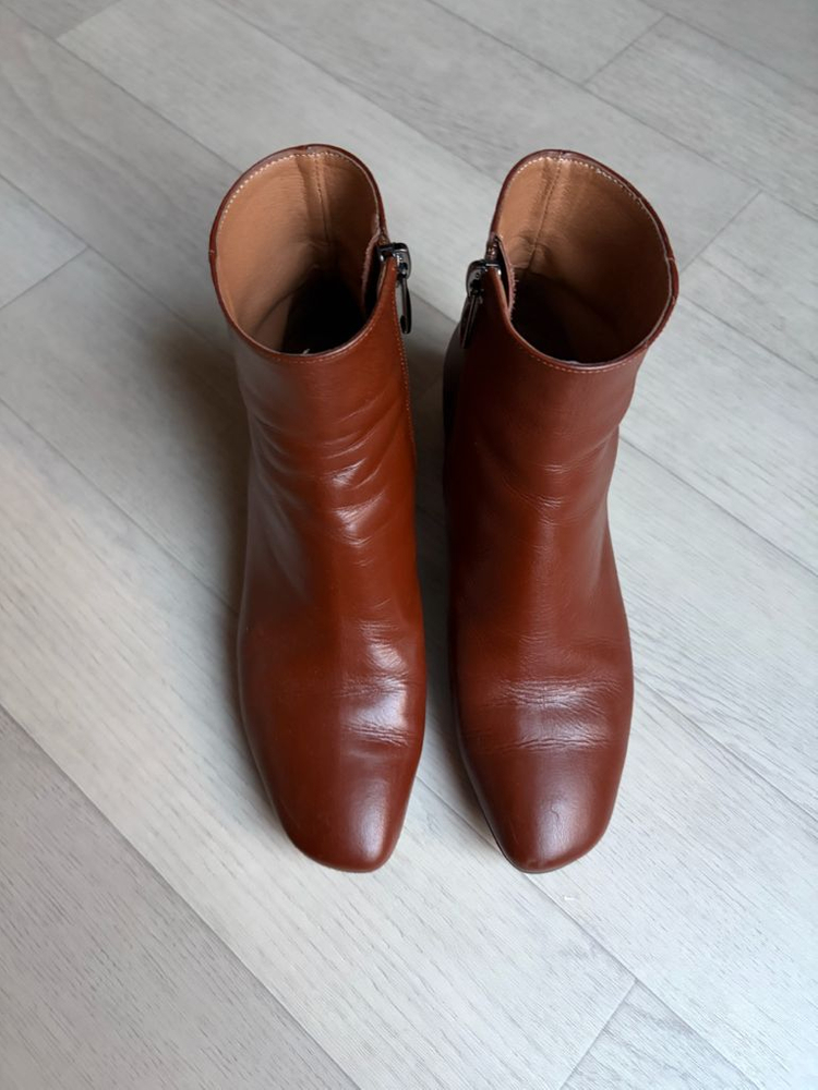 쿠에른 프라하 10 니 하이 부츠 에스프레소 235 덤 앵클부츠 이미지