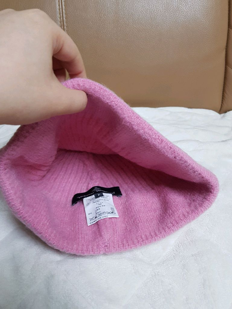 비비안웨스트우드 모헤어 비니 모자 이미지