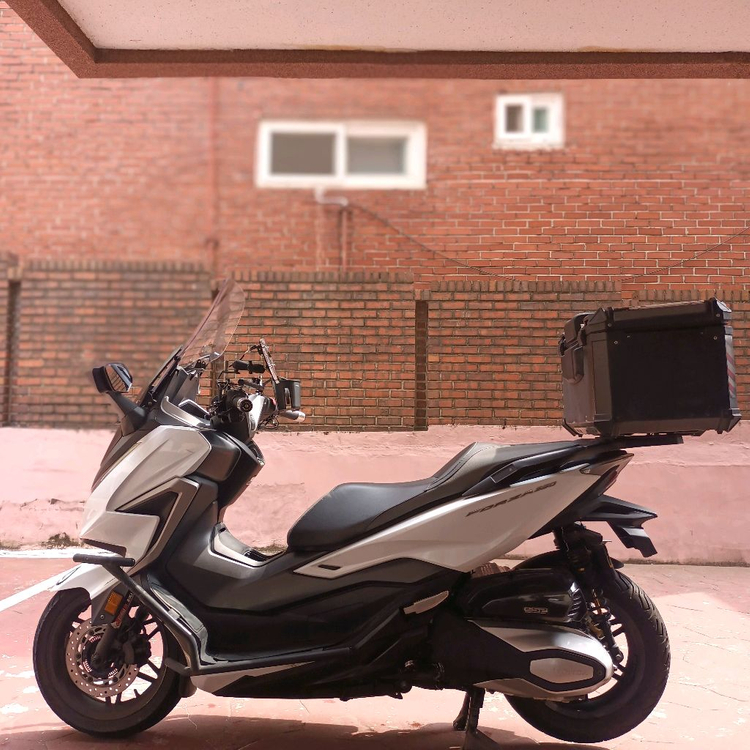 포르자350 21년식 9만km 배달셋팅0 판매합니다. (오토바이) 이미지