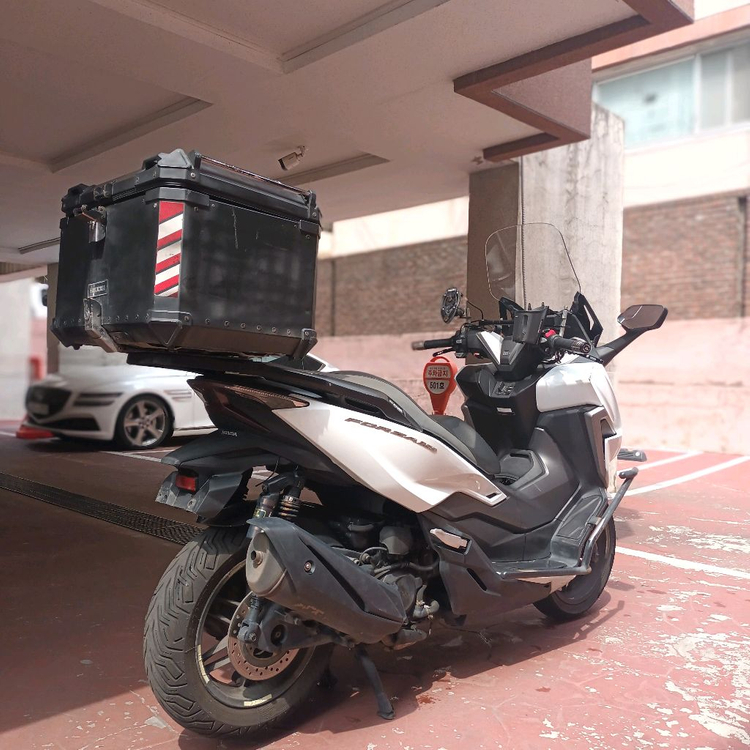 포르자350 21년식 9만km 배달셋팅0 판매합니다. (오토바이) 이미지