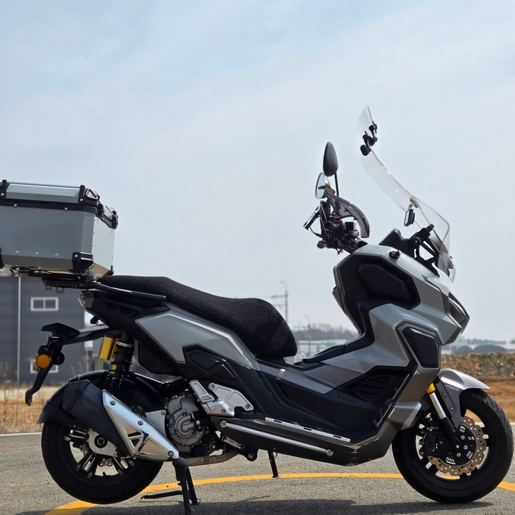 특가)xdv300 23년식 1만3천km 배달셋팅 성능좋은 차량 판매합니다 이미지