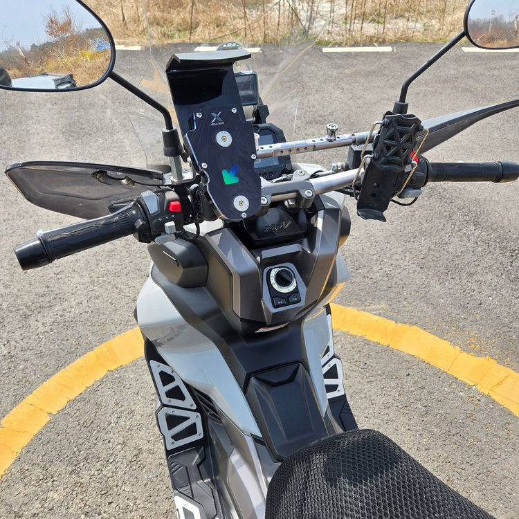 특가)xdv300 23년식 1만3천km 배달셋팅 성능좋은 차량 판매합니다 이미지