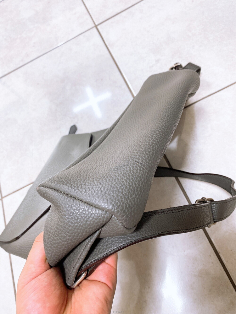 (새가방수준)빈치스벤치여자백팩 이미지