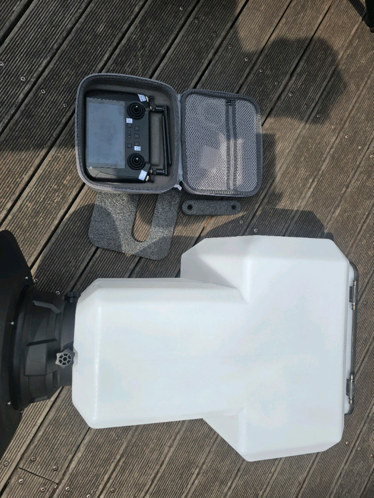 방제드론, 입제드론 이미지