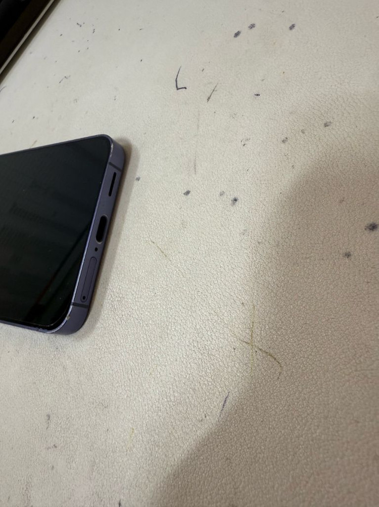 갤럭시S24 무잔상 필름케이스 충전기 증정 이미지