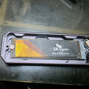 SK하이닉스 GOLD P31 NVMe SSD 2TB 이미지
