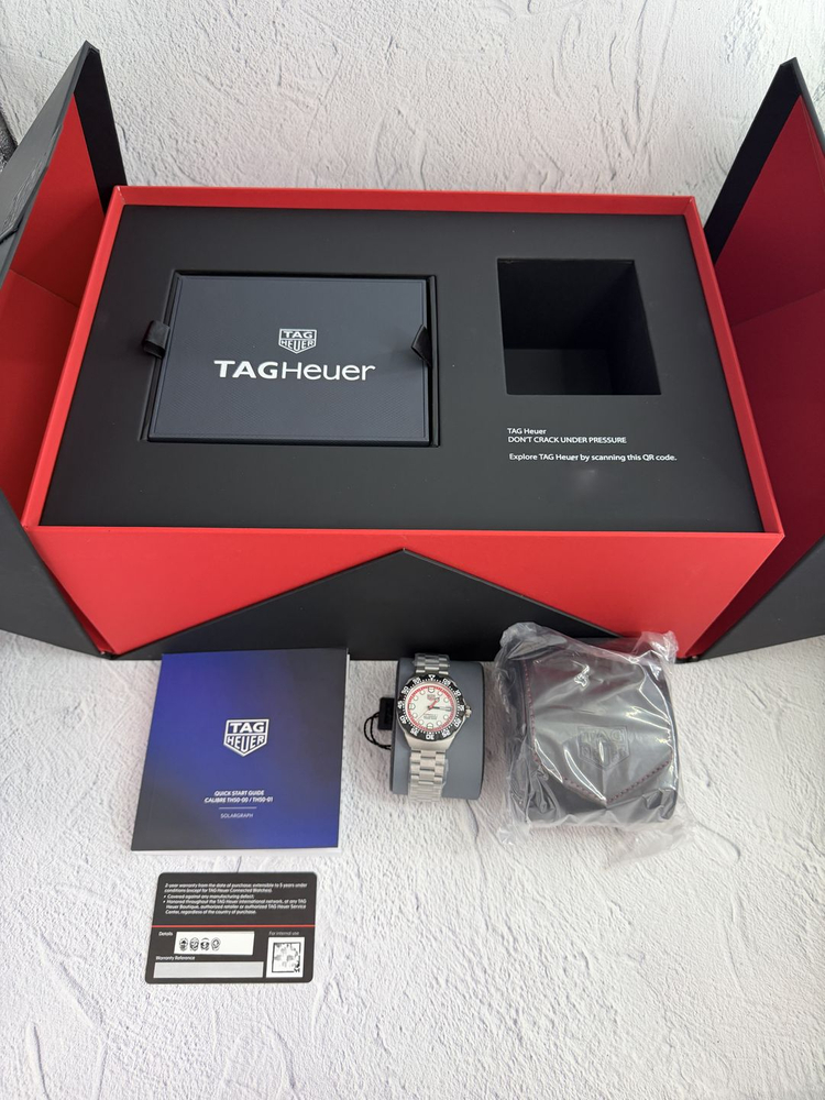 태그호이어 포뮬러 1 솔라그래프 WBY1111.BA0042 시계 팝니다. 이미지