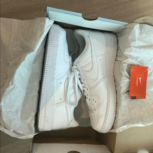 나이키 에어포스1 270 이미지