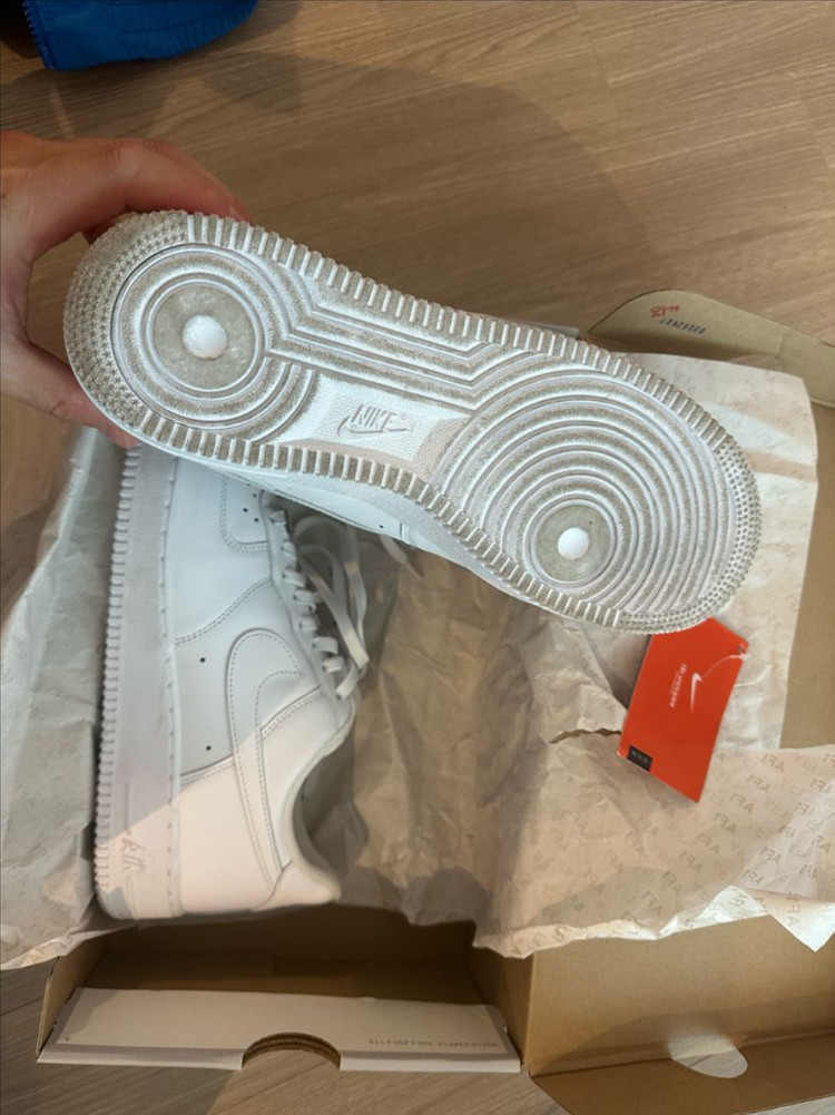 나이키 에어포스1 270 이미지