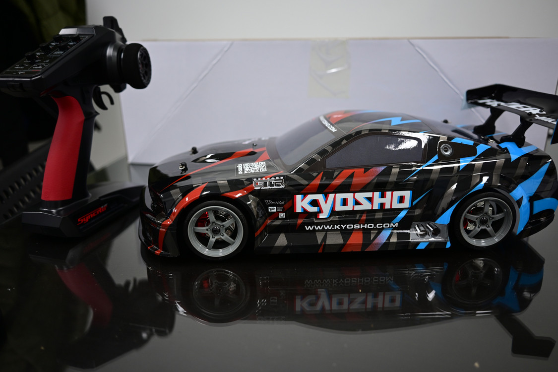 교쇼 드리프트 RC카 PutEP FZ02-D 2005 Ford Mustang GT-R CT1(배터리,충전기 미포함) 이미지