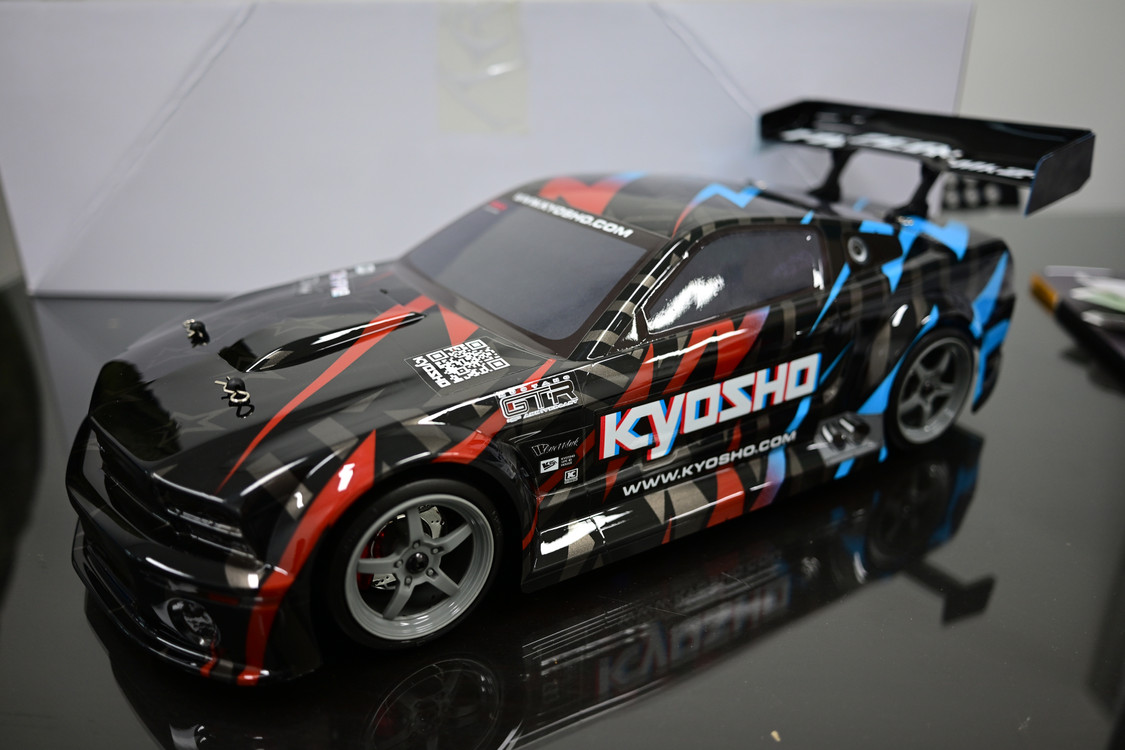 교쇼 드리프트 RC카 PutEP FZ02-D 2005 Ford Mustang GT-R CT1(배터리,충전기 미포함) 이미지