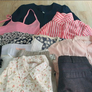 여성 의류 모음 M 사이즈 이미지