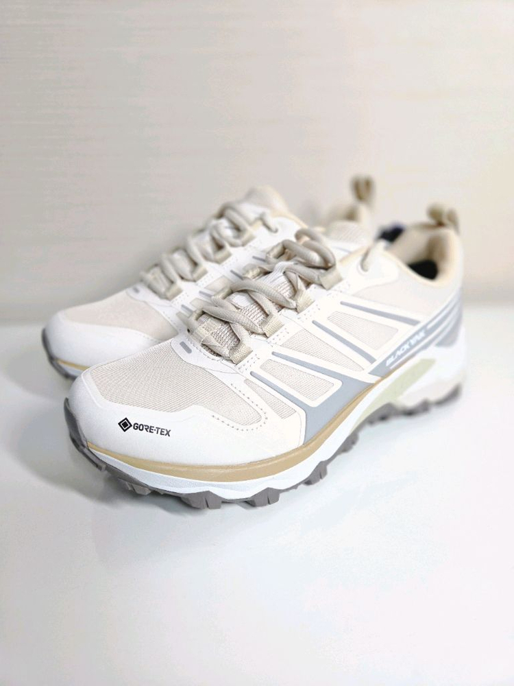 (새상품) 블랙야크 고어텍스 트레킹화 워킹화 베이지 이미지