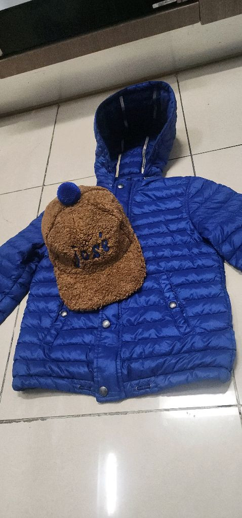 버버리 키즈 패딩 10Y 이미지