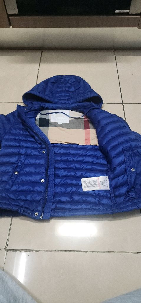 버버리 키즈 패딩 10Y 이미지