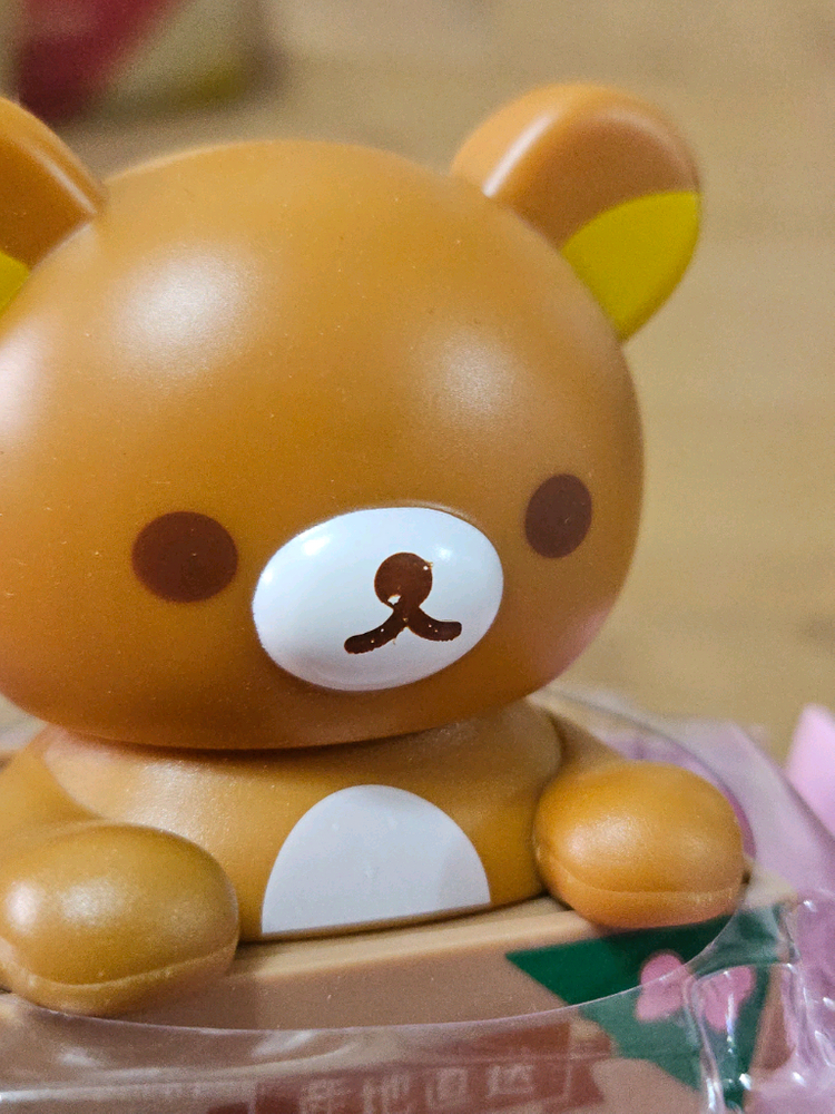 산리오 리락쿠마 코리락쿠마 딸기 상자 노호혼 차량 피규어 이미지