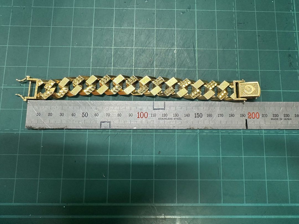 18k 남자 팔각 양면 광폭팔찌 22.2돈 이미지