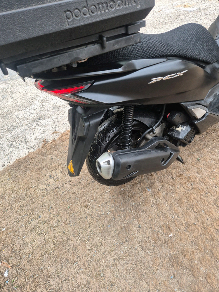 pcx125 21년 abs 블박2채널 배달셋팅판매합니다 이미지