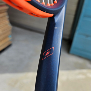 head 래디컬 MP 테니스 라켓 이미지