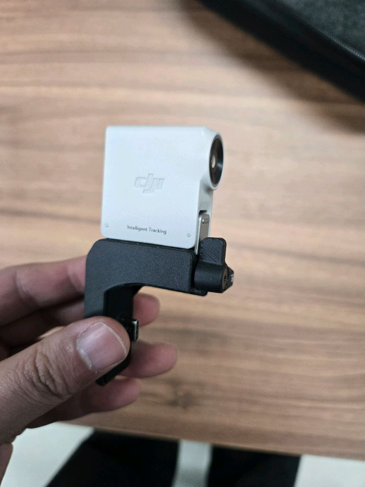 DJI RS 4 PRO COMBO (+ 인텔리전스 트랙모듈) 이미지