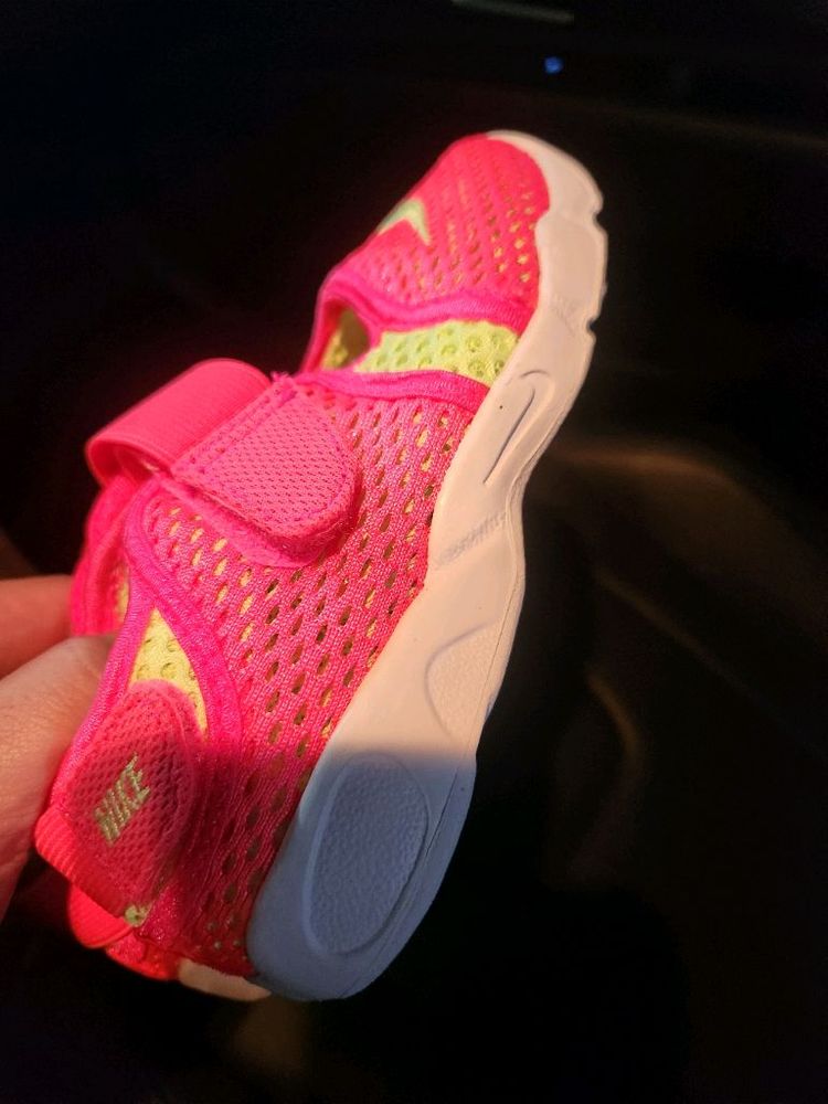 나이키 키즈 에어리프트 160 이미지