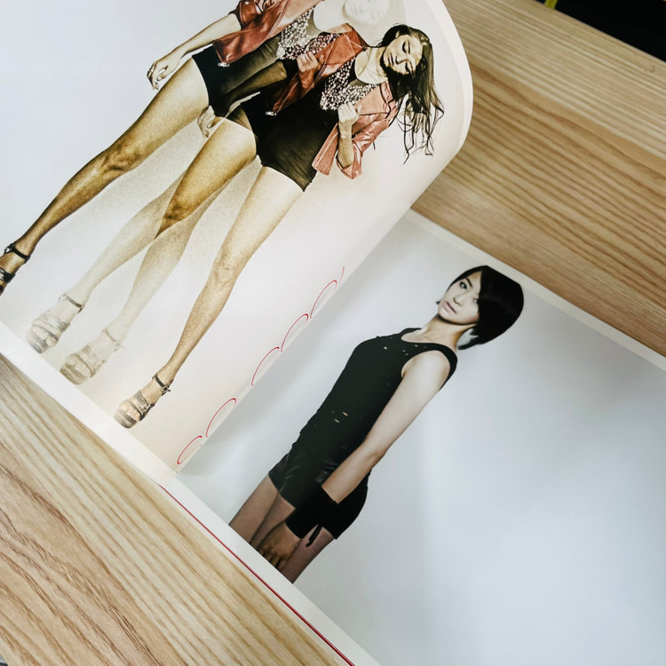 [친필싸인앨범] 씨스타 Sistar 정규 1집 So Cool 대형디지팩 (소유, 효린 싸인) 이미지