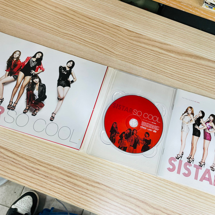 [친필싸인앨범] 씨스타 Sistar 정규 1집 So Cool 대형디지팩 (소유, 효린 싸인) 이미지