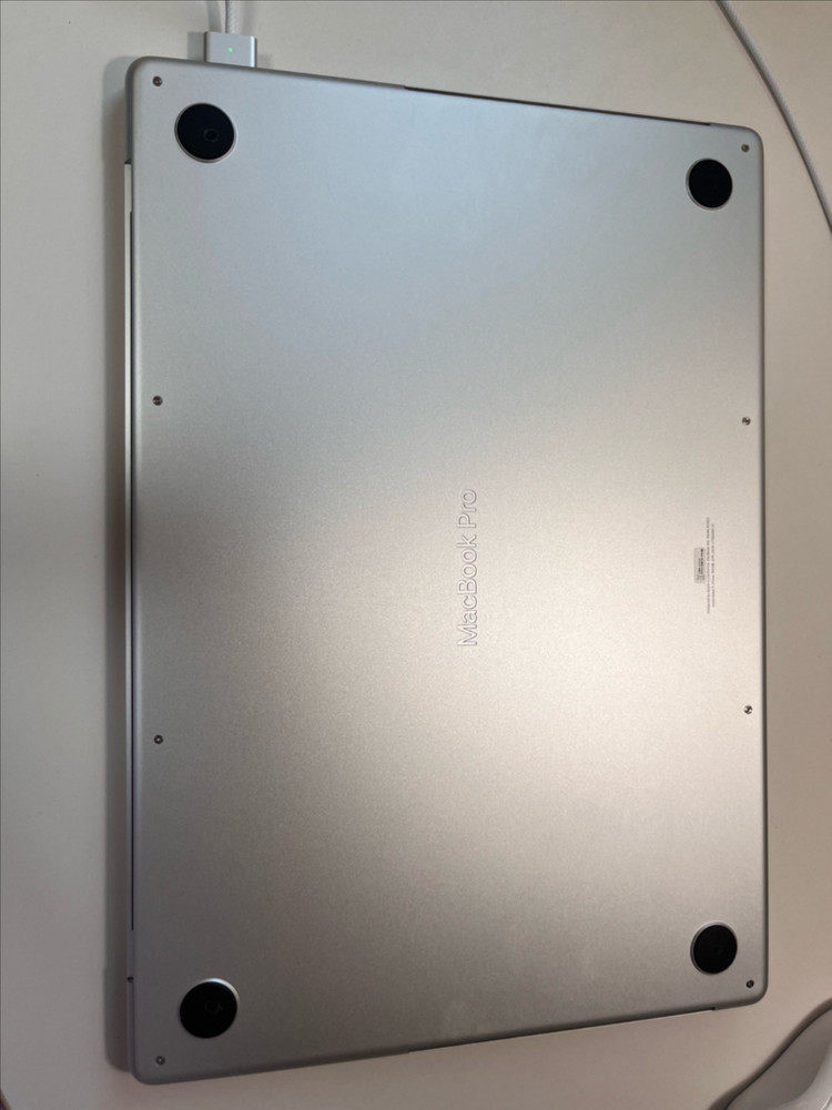 맥북프로 16인치 M4 pro / 램 48GB / 1TB / 실버 이미지