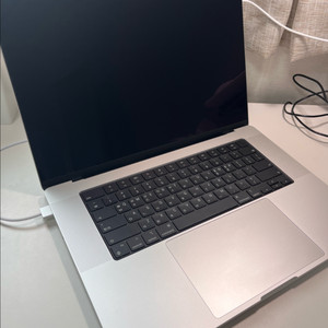 맥북프로 16인치 M4 pro / 램 48GB / 1TB / 실버 이미지