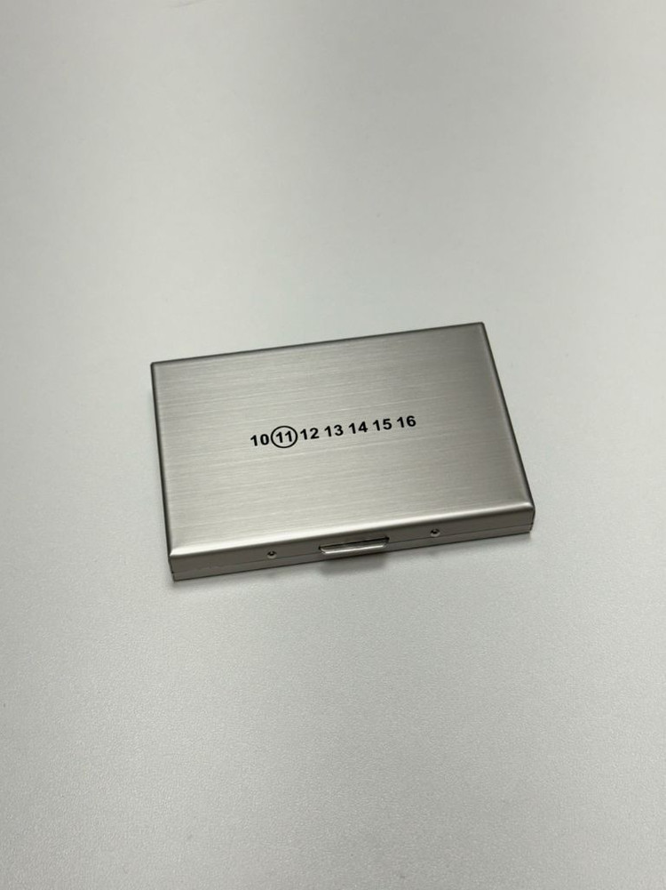 메종 마르지엘라 메탈 실버 카드지갑 명함지갑 새상품 이미지
