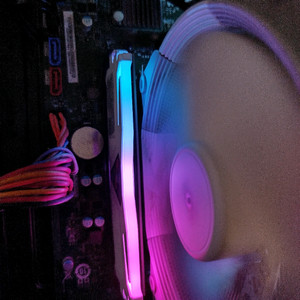 GeIL사의 DDR4 8GB 램입니다- RGB 3200MHz 전주시 이미지