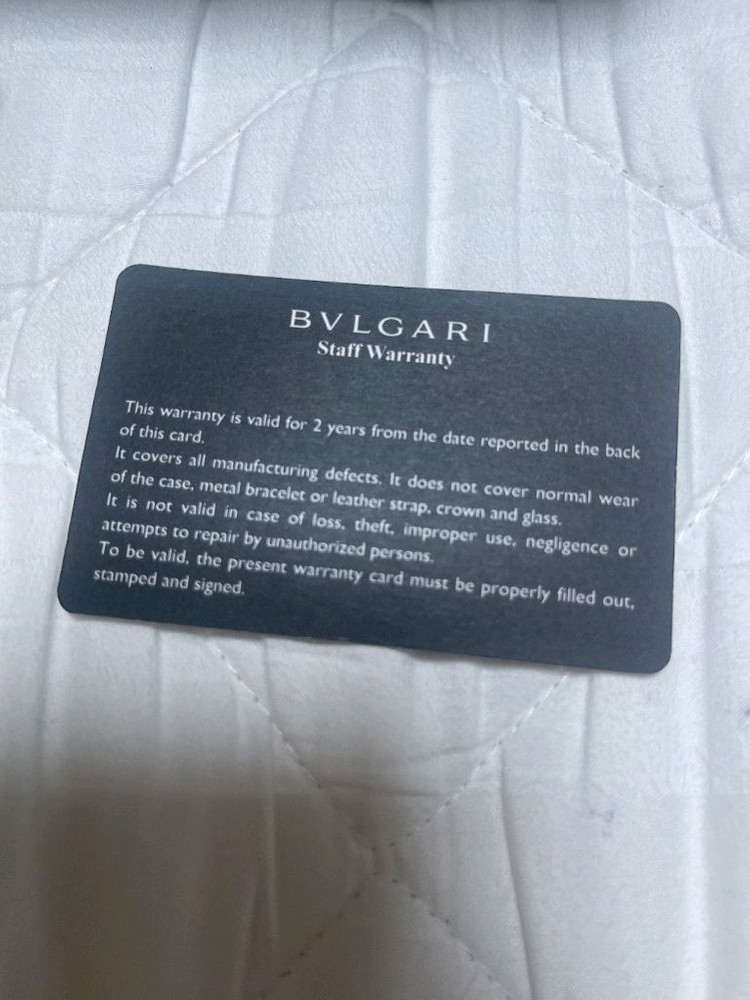 마지막 가격조정 불가리 디아고노 칼리브로 303 시계 팝니다 DG42SCH 이미지