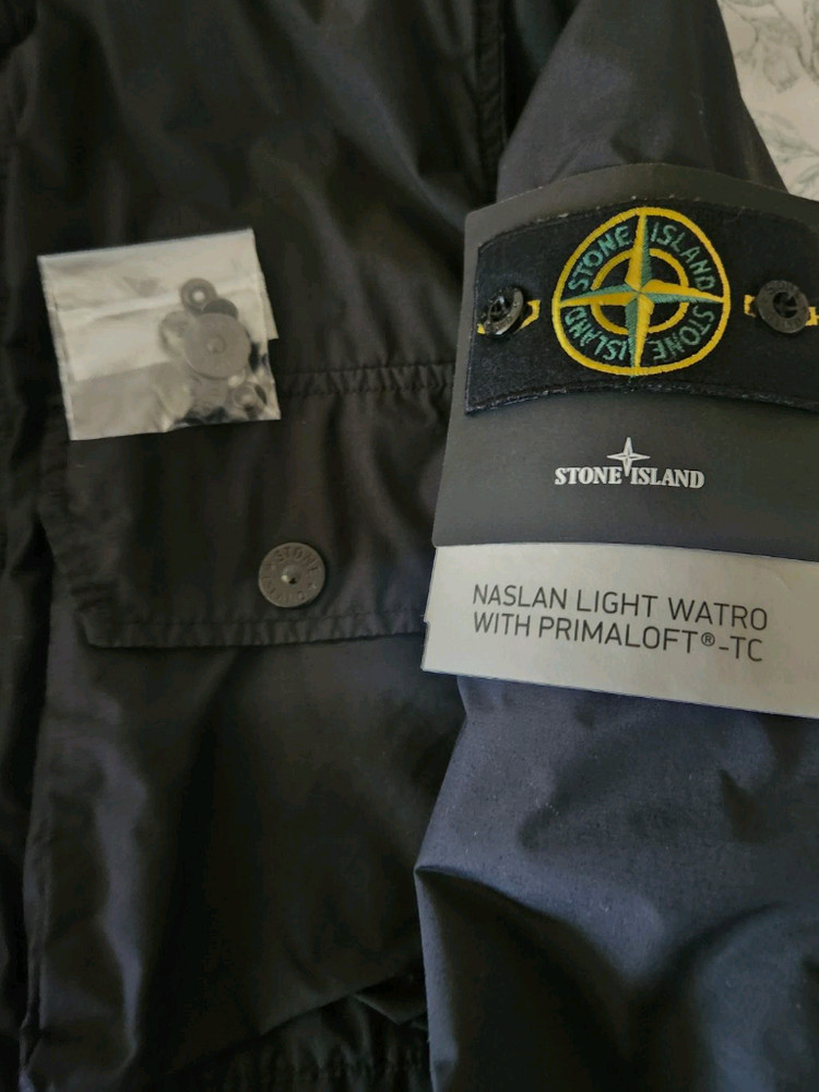 스톤아일랜드/NASLAN LIGHT프리마로프트 패딩/블랙/M 이미지