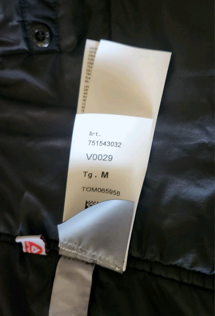 스톤아일랜드/NASLAN LIGHT프리마로프트 패딩/블랙/M 이미지