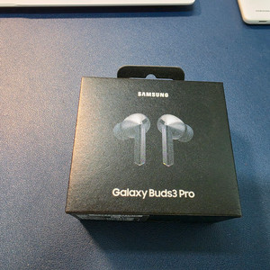 갤럭시 버즈3프로 이미지