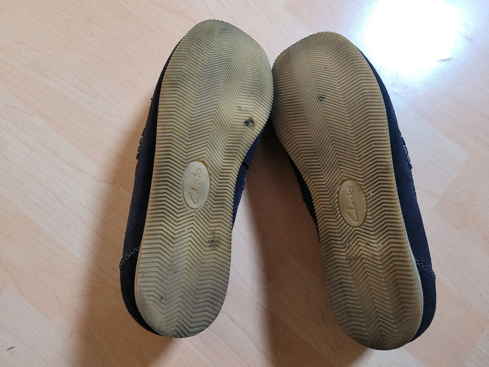 클락스 드라이빙슈즈 스타일 245mm 팝니다. 이미지