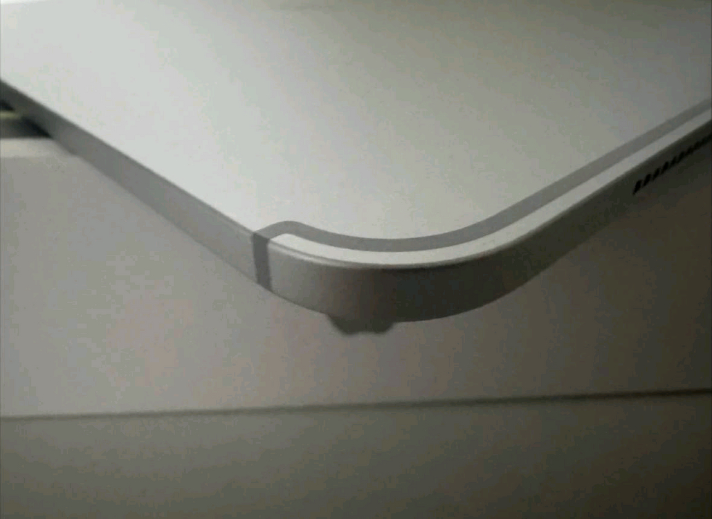 M4 아이패드 프로 13 1TB 셀룰러+WIFI &M4 매직키보드 13 & 애플펜슬 프로 이미지