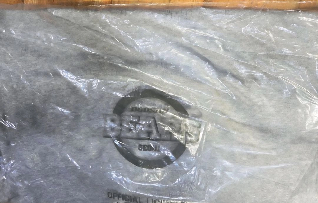 두산베어스 맨투맨 티셔츠 105 XL 새상품 이미지
