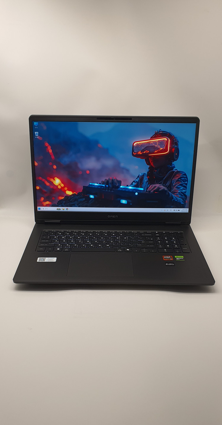 [최저가]HP 17인치 게이밍노트북 오멘(라이젠9 365/5070/램32GB/QHD/240Hz) 이미지