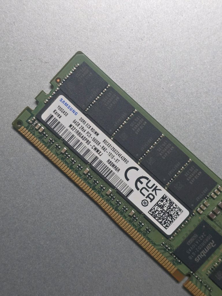 삼성 서버용 DDR5 64GB PC5-5600B 램 6개 이미지