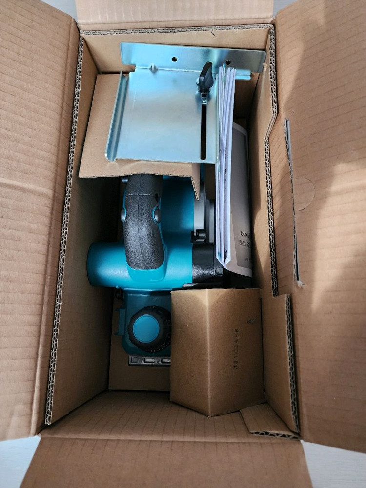 마끼다 전동대패 KP001GZ 82mm (40V) 본체만 이미지