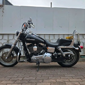 할리데이비슨 다이나 슈퍼글라이드 커스텀 이미지