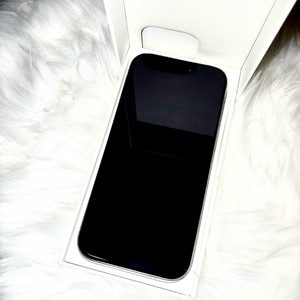 아이폰 16프로 128 화이트 이미지