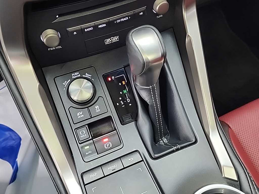렉서스 NX 300h 이그제큐티브 이미지