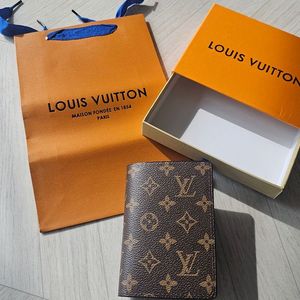 루이비통 모노그램 여권지갑 <브라운> 이미지