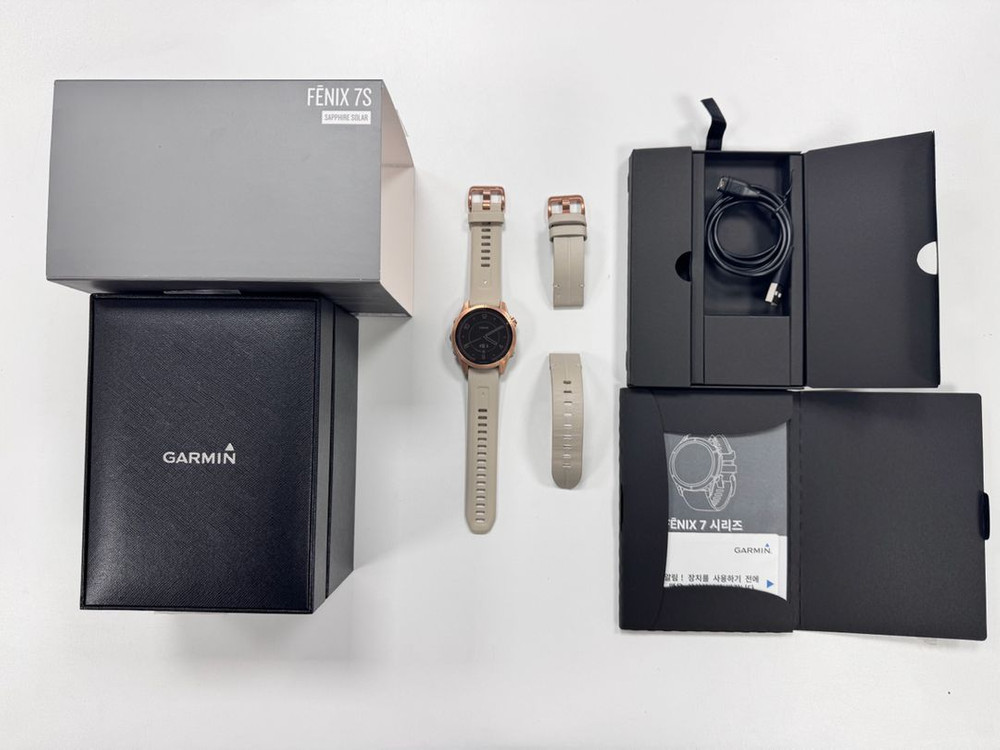 가민 피닉스 7S 사파이어 솔라 GPS 스마트워치 이미지