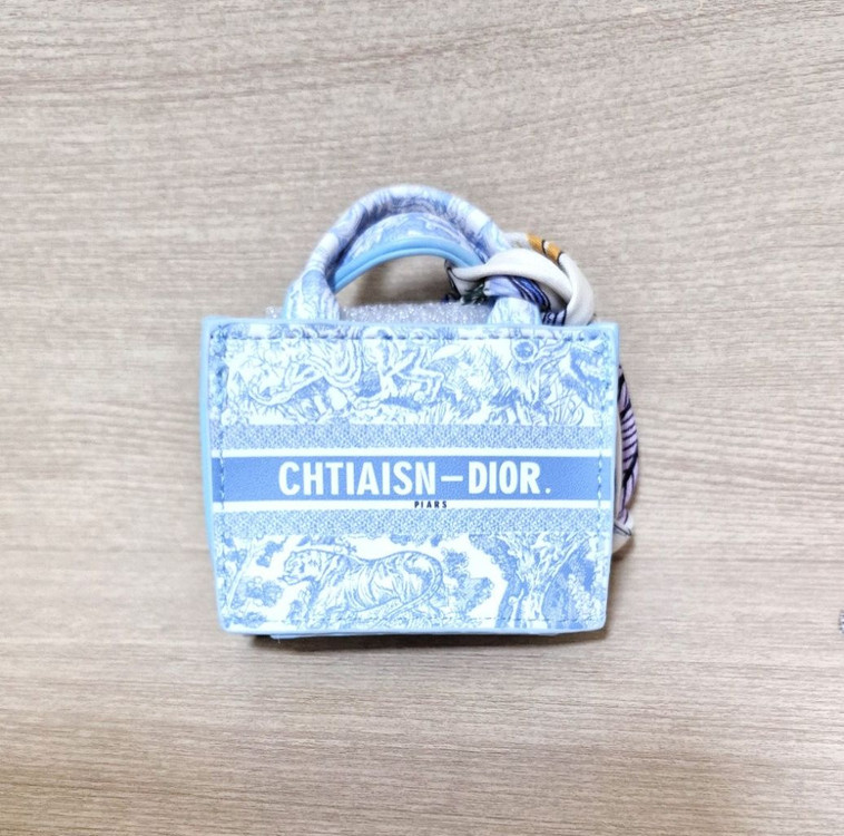 디올 미니백 이어폰백 동전지갑 디오르 미니백 키링 이미지