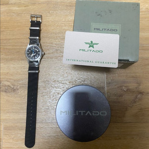 밀리타도 ML14 36mm 실리언즈 한정판 래커다이얼 사파이어 글라스 밀리터리 시계 새상품 풀박스입니다 이미지